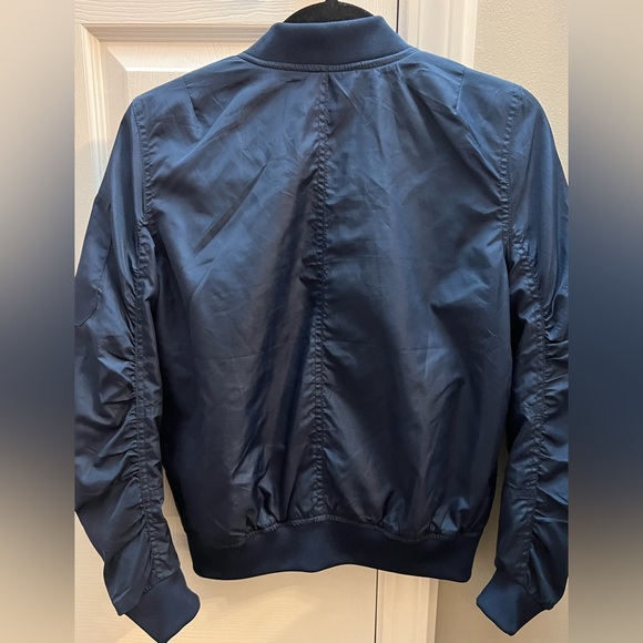 Jacket - Picture 4 of 4